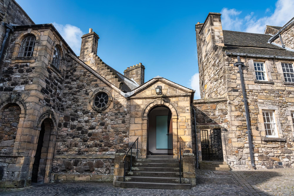 5348 King Arthur and Stirling Castle: Where Legend Meets Reality