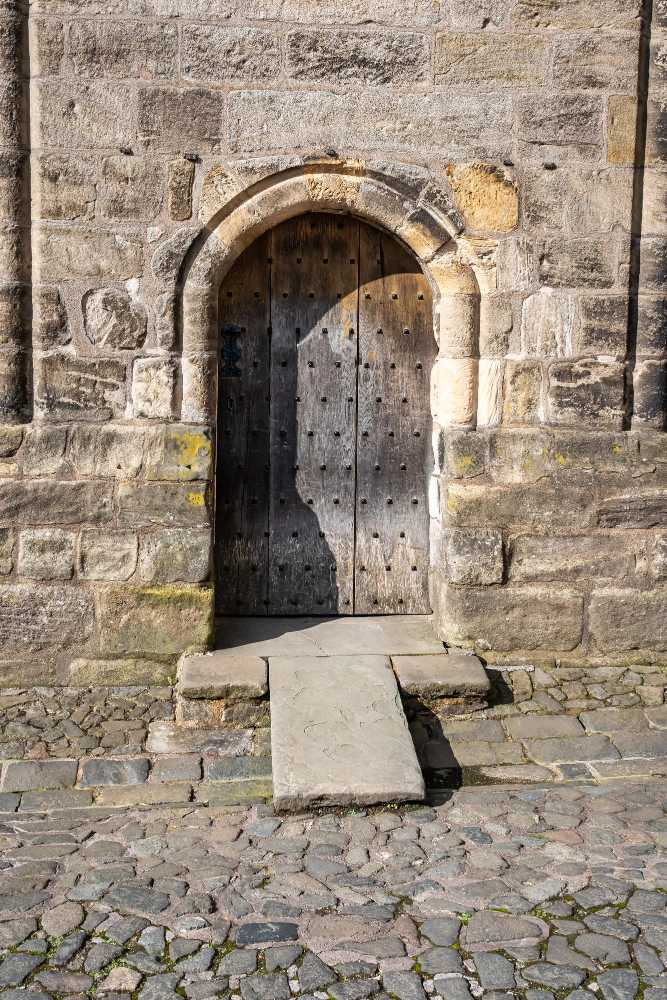 5351 King Arthur and Stirling Castle: Where Legend Meets Reality