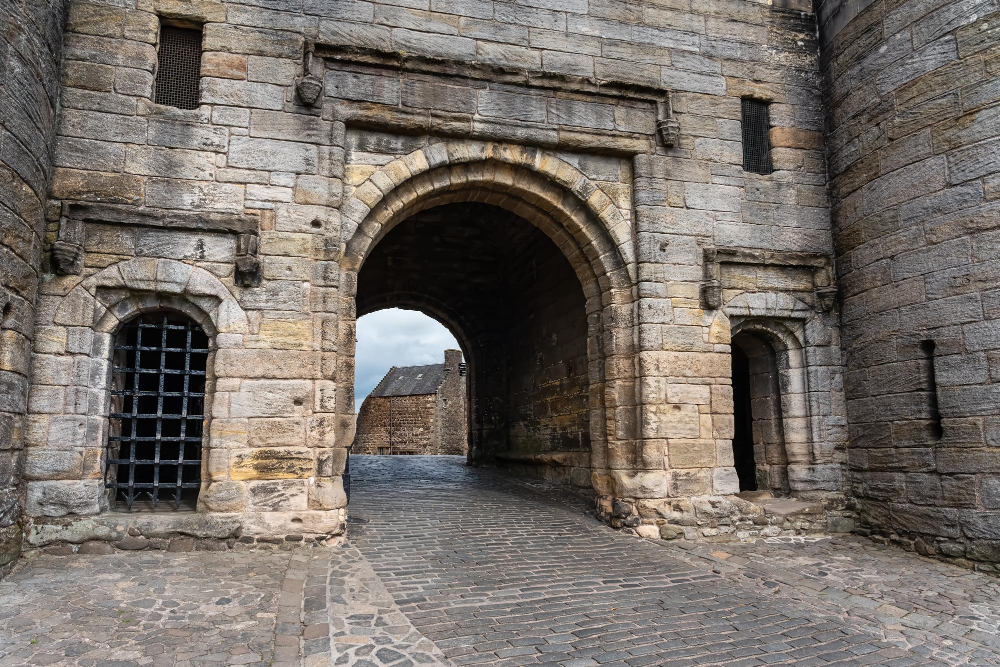 5364 King Arthur and Stirling Castle: Where Legend Meets Reality