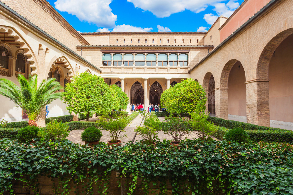 6219 The Aljafería – A Palace Steeped in Myths and Legends