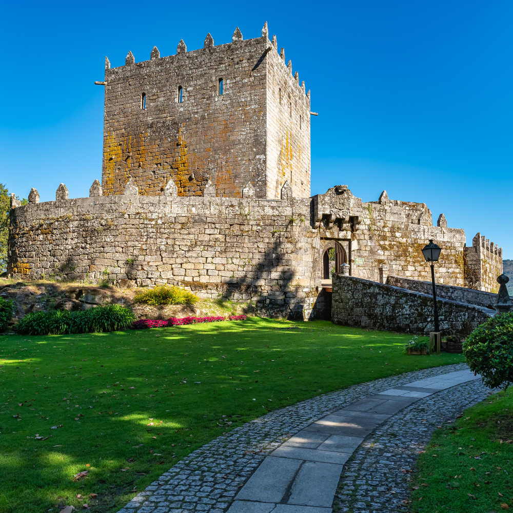 6823 The Castillo de Sotomayor and the “Red Countess”: A Legacy of Feminism, Activism, and Tragedy