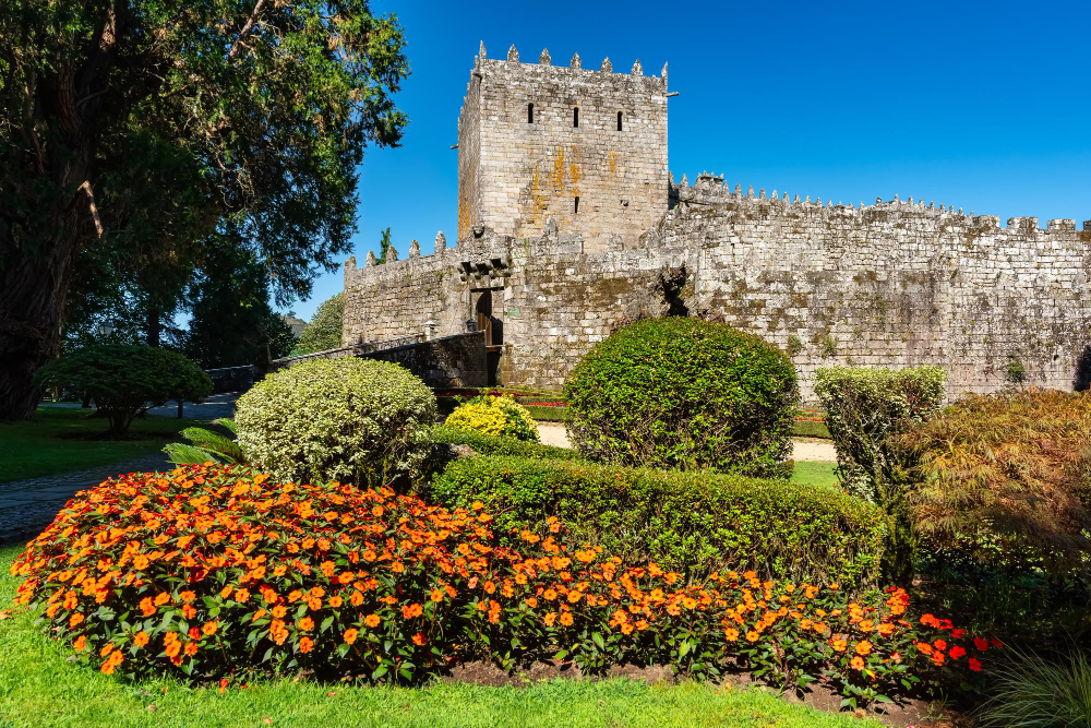 6831 The Castillo de Sotomayor and the “Red Countess”: A Legacy of Feminism, Activism, and Tragedy