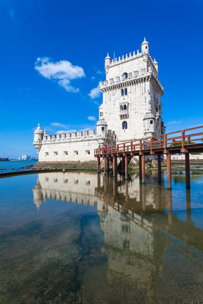 7379 The Myth of the Torre de Belém: Truths and Legends Surrounding the Landmark on the Tagus