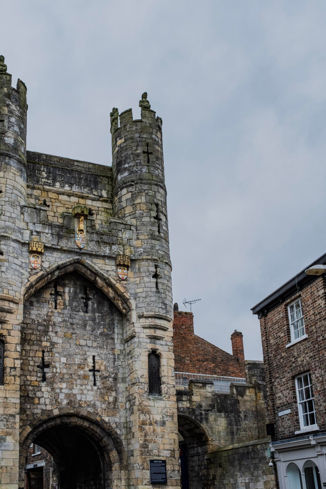 916 The Marching Ghosts of York: The Mystery of the Roman Legionaries at the Treasurer’s House