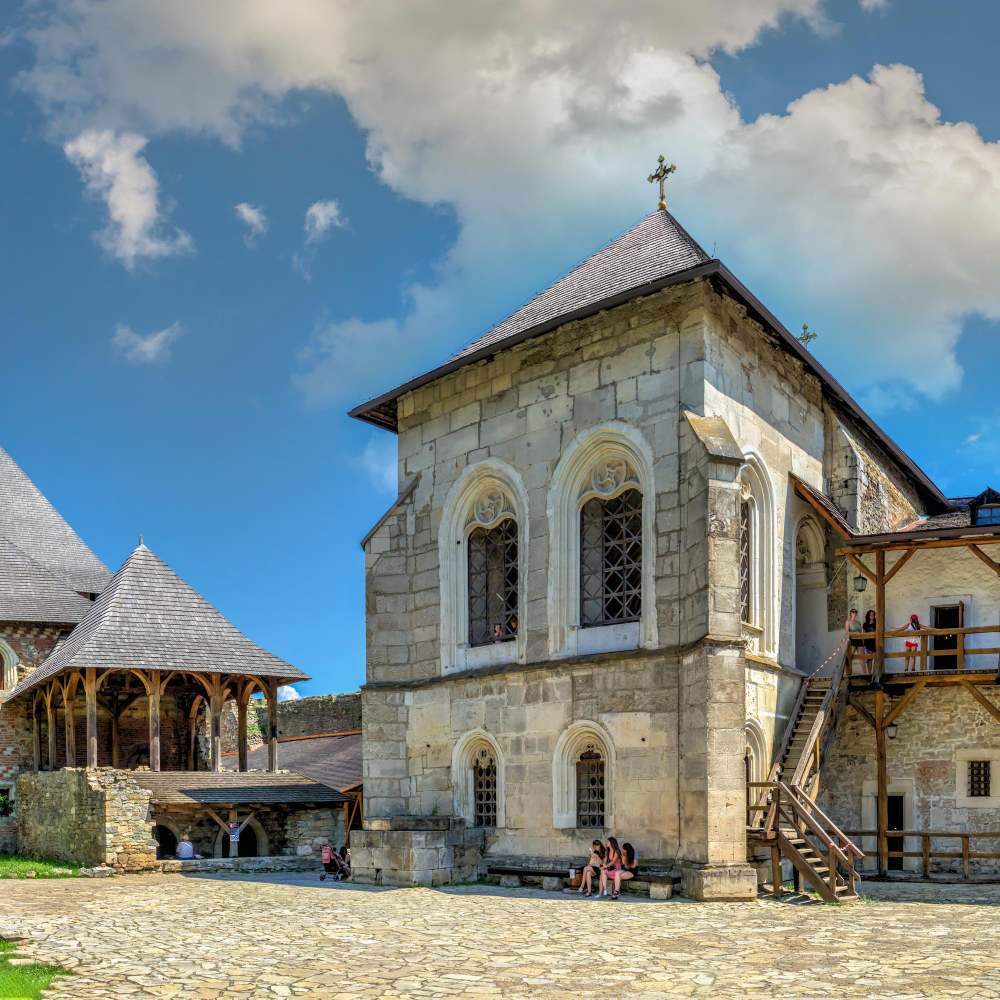 10313 Oksana’s Tears: A Legend Surrounding Chotyn Fortress