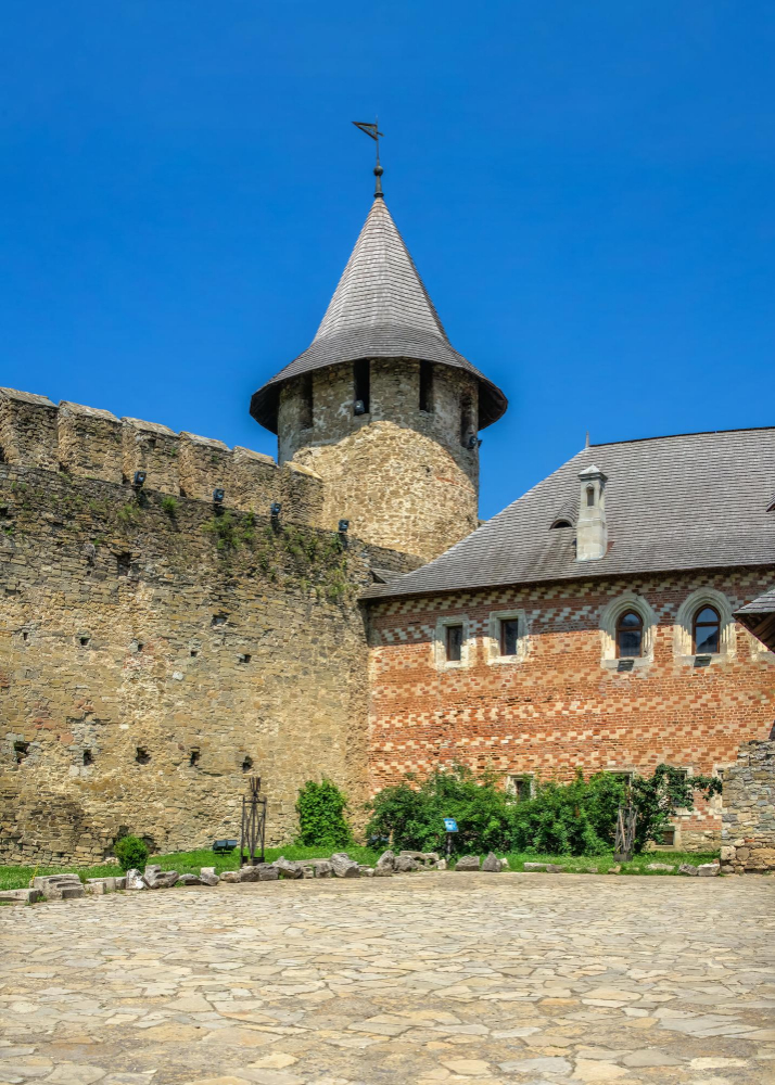 10716 Oksana’s Tears: A Legend Surrounding Chotyn Fortress