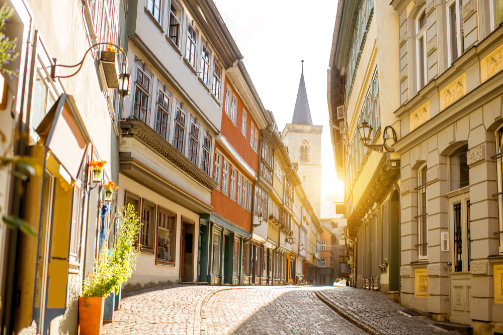 12231 Erfurt: The Latrine Disaster of 1184
