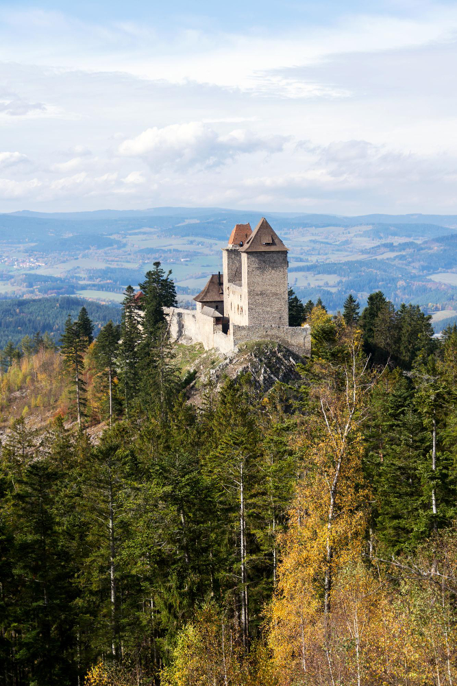 1288 The Mysterious Kašperk Castle: Between History and Myth