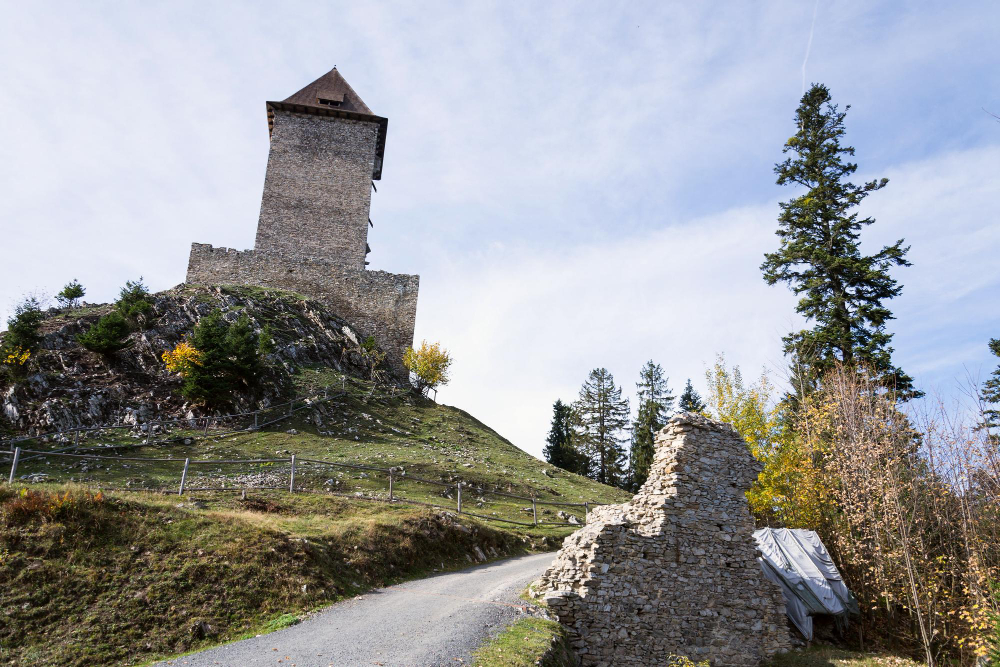 1311 The Mysterious Kašperk Castle: Between History and Myth