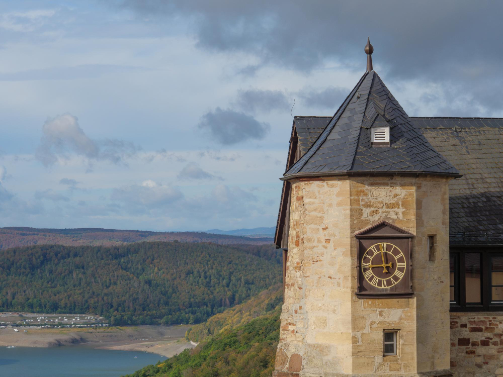136678 The legendary story behind Waldeck Castle: Where dwarves reinforced the foundations