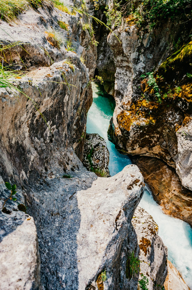 18961 The Secret of the Golden Horn: The Soča Gorges and the Myth of Zlatorog