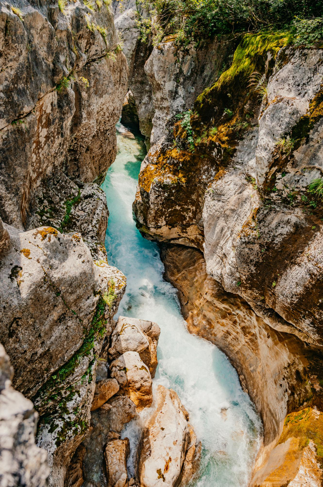 18962 The Secret of the Golden Horn: The Soča Gorges and the Myth of Zlatorog