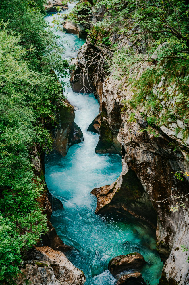 18974 The Secret of the Golden Horn: The Soča Gorges and the Myth of Zlatorog
