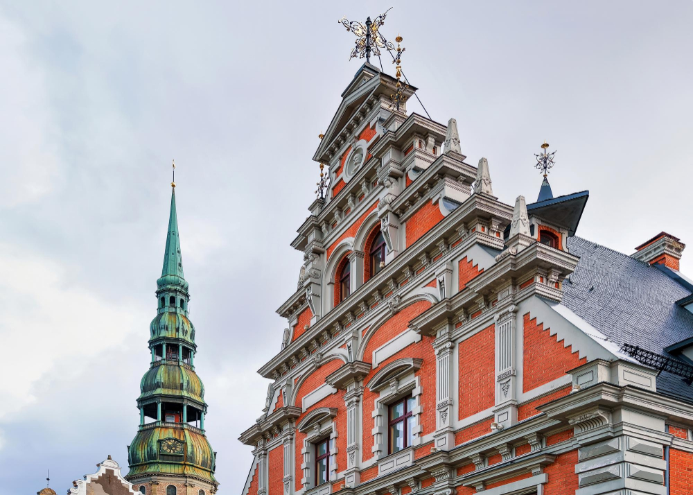 21973 The Mysterious Cats of Riga: A Legend of Protest and Reconciliation