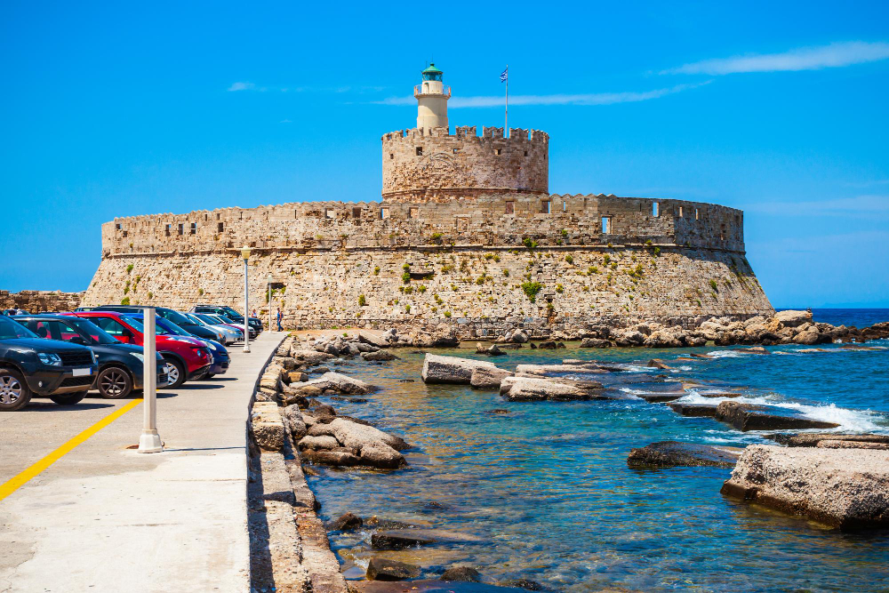 22747 The Colossus of Rhodes: Myth, Legend and Reality of a Wonder of the World