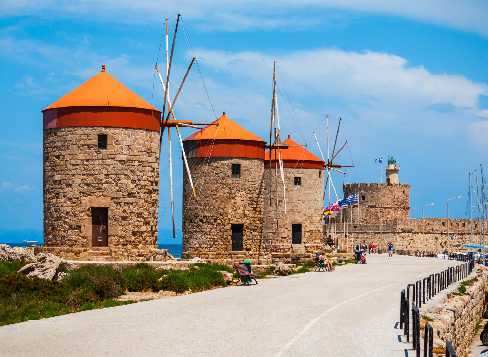 26542 The Colossus of Rhodes: Myth, Legend and Reality of a Wonder of the World