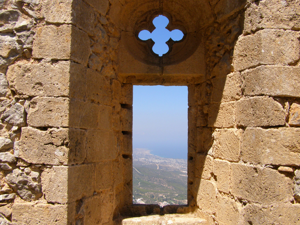 323 The Fairy Realm of Saint Hilarion: Myths and Legends Surrounding the Mysterious Castle in Cyprus