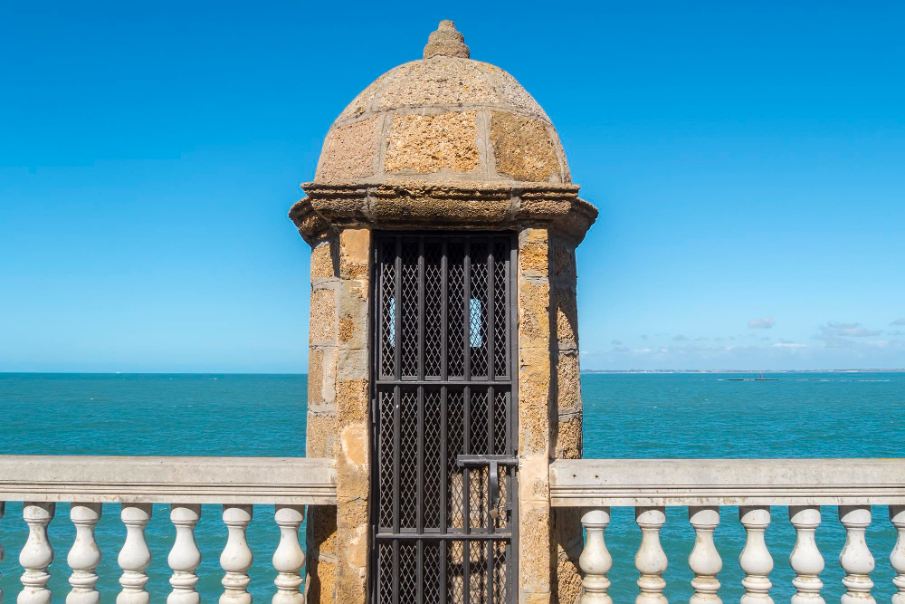 44-2 The Pillars of Hercules – A Journey into the World of Mythology and Legends of Cádiz