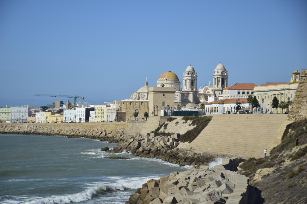 4419 The Pillars of Hercules – A Journey into the World of Mythology and Legends of Cádiz