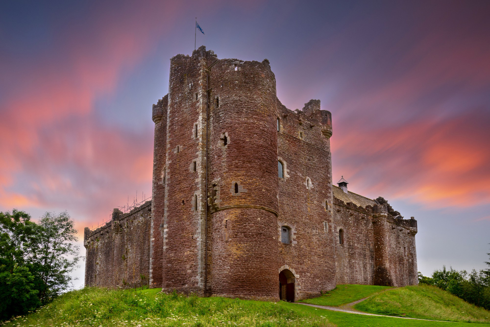 712 Doune Castle – The legend of the ‘uncrowned kings’ and a glimpse into the history of a venerable fortress