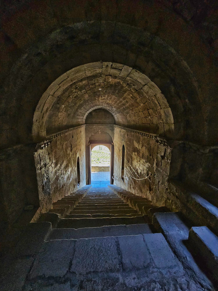 728 The Secret of Castillo de Loarre: Legend, History and the Quest for the Holy Grail