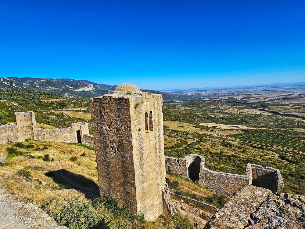 731 The Secret of Castillo de Loarre: Legend, History and the Quest for the Holy Grail