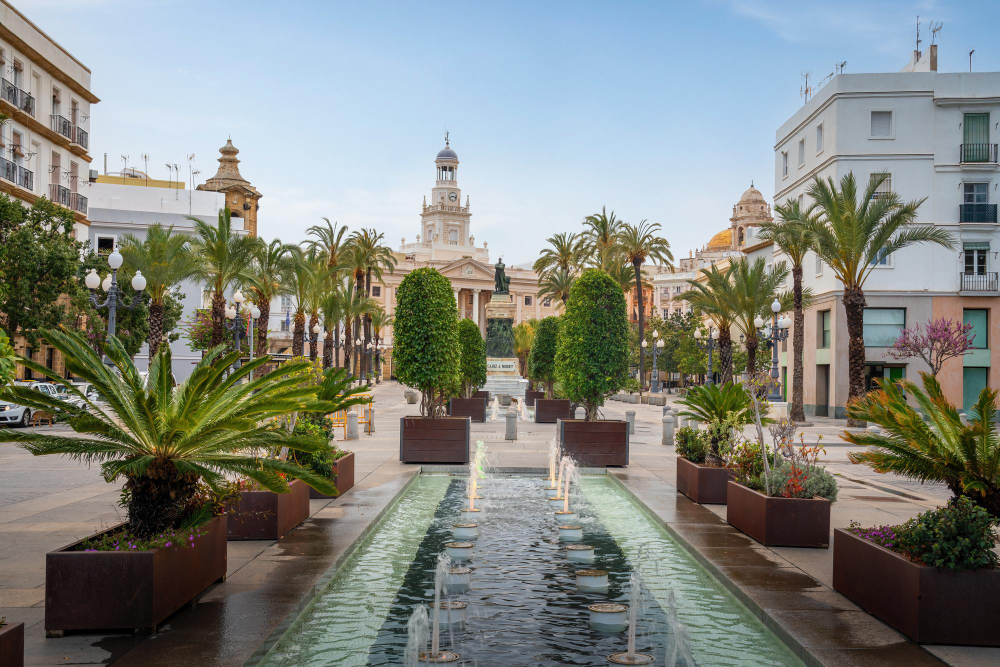 739 The Pillars of Hercules – A Journey into the World of Mythology and Legends of Cádiz