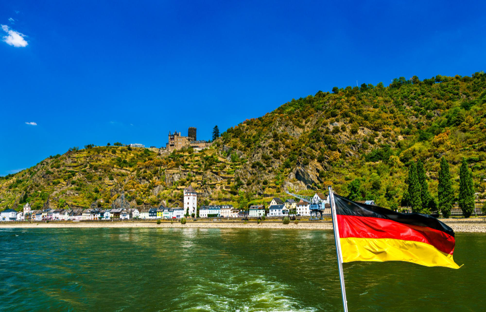 8209 The Enchanting Legend of the Loreley: Myth, Magic, and Deadly Seduction