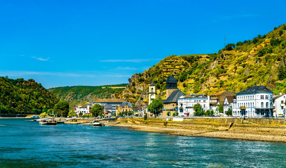 8383 The Enchanting Legend of the Loreley: Myth, Magic, and Deadly Seduction