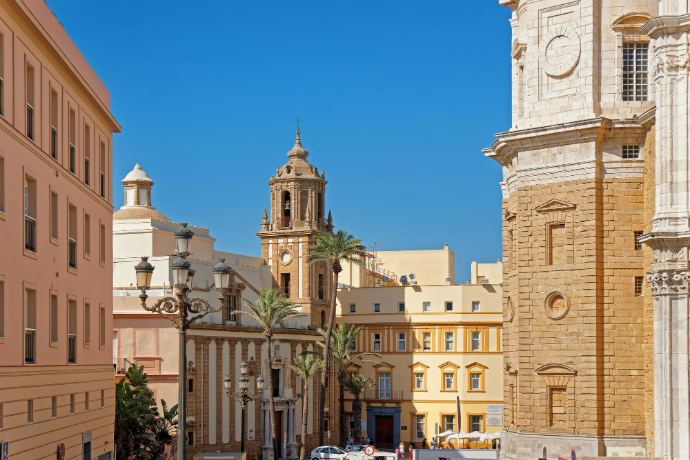 9432 The Pillars of Hercules – A Journey into the World of Mythology and Legends of Cádiz