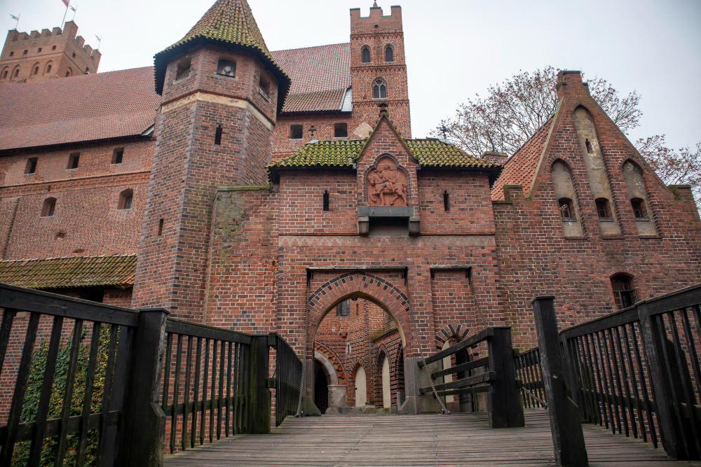 106-1 Malbork Castle – A Fortified Stronghold and its Spooky Legends