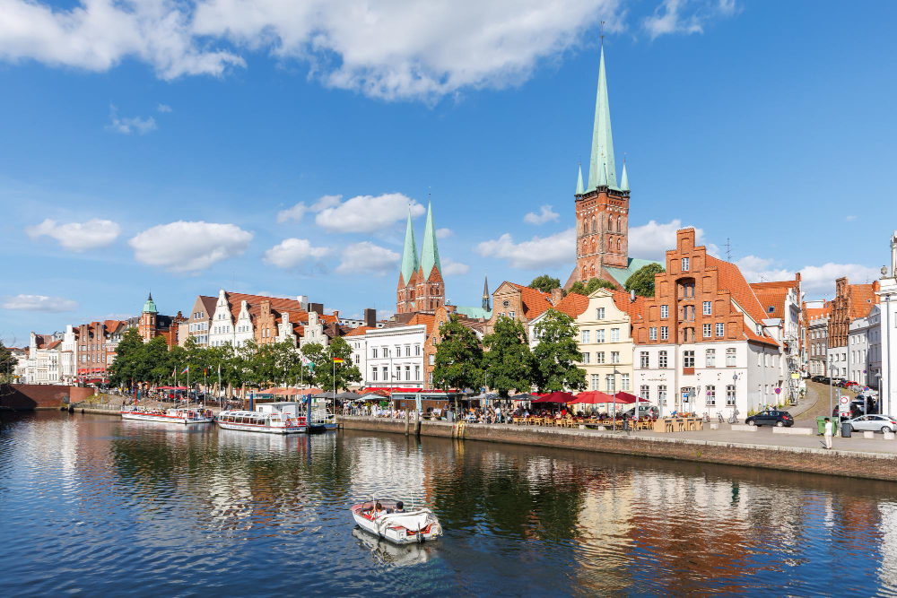12409 The Glorious Hanseatic League: Rise, Wealth and Decline of a Medieval Trading Power