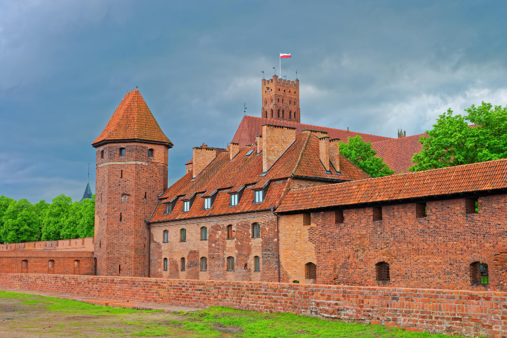 15671 Malbork Castle – A Fortified Stronghold and its Spooky Legends