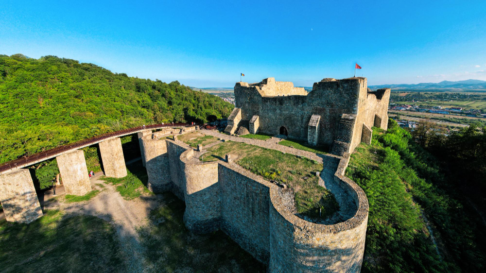 20715 The Cursed Treasures of Neamț Castle: A Dark Legend from the Past