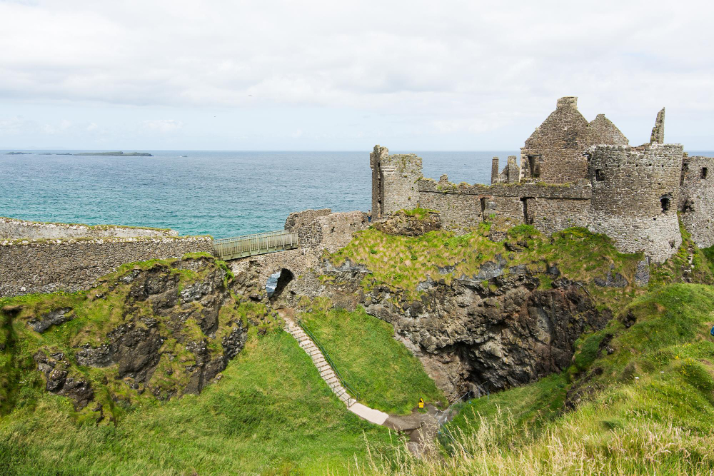 2093 The Mermaid’s Cave – Secrets and Legends Beneath Dunluce Castle