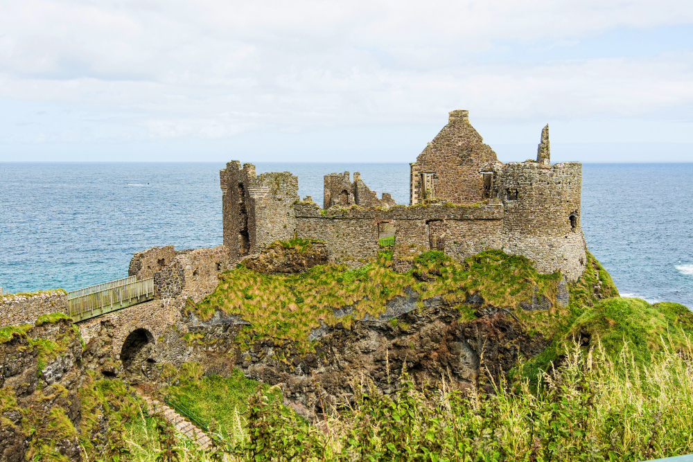 362-1 The Mermaid’s Cave – Secrets and Legends Beneath Dunluce Castle