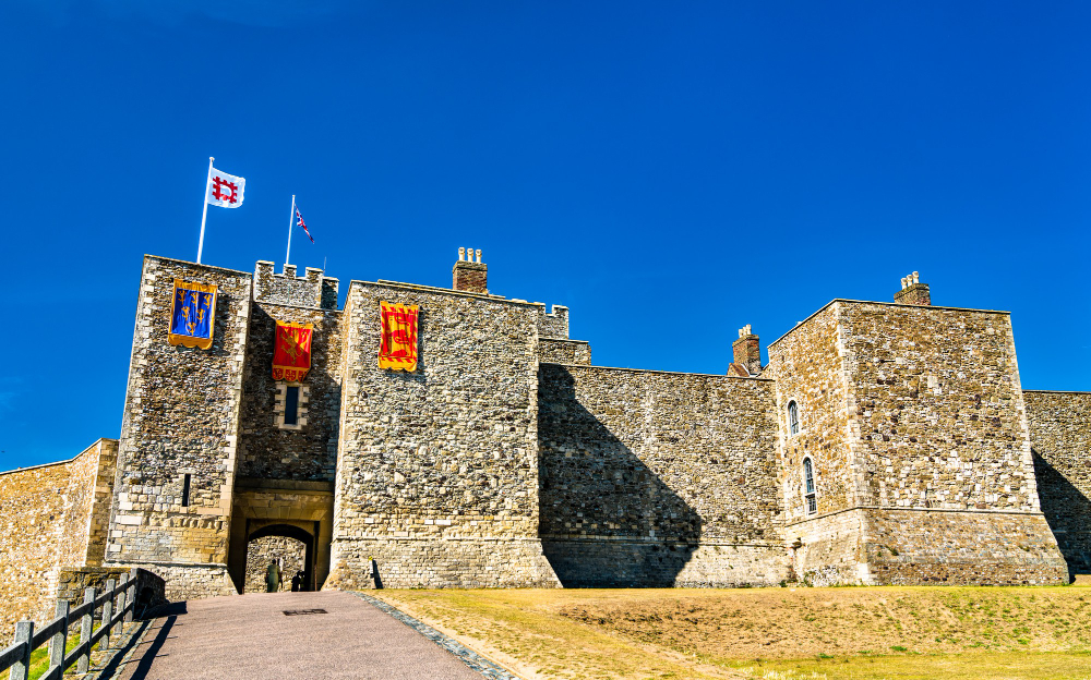 4950-1 The Dark Legend of Dover Castle: Witchcraft and Betrayal in the Story of Duchess Eleanor Cobham