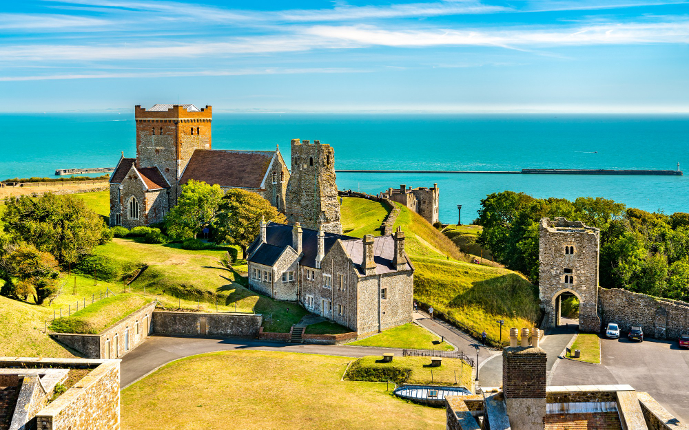 4957-1 The Dark Legend of Dover Castle: Witchcraft and Betrayal in the Story of Duchess Eleanor Cobham