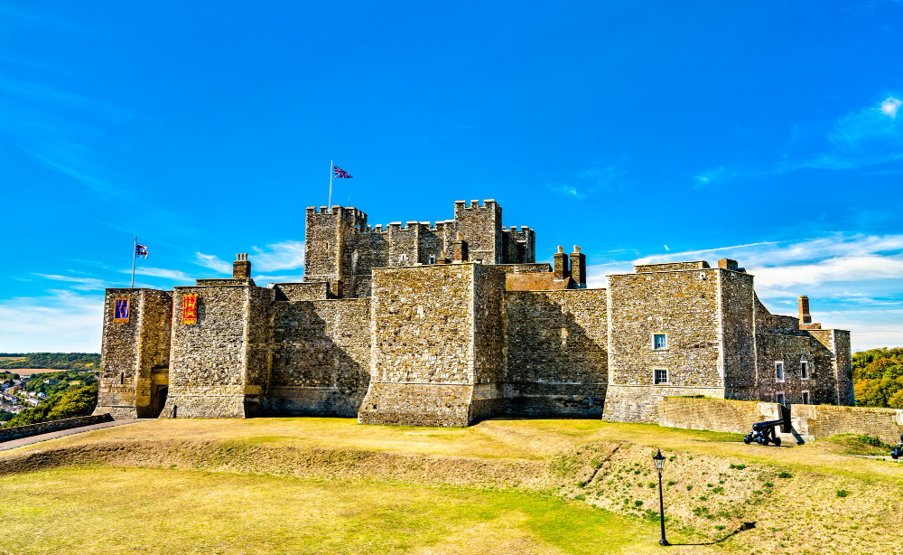 4963 The Dark Legend of Dover Castle: Witchcraft and Betrayal in the Story of Duchess Eleanor Cobham