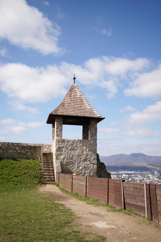 68 Trenčín Castle and the Legend of the Well of Love – A Story of Devotion and Tragedy