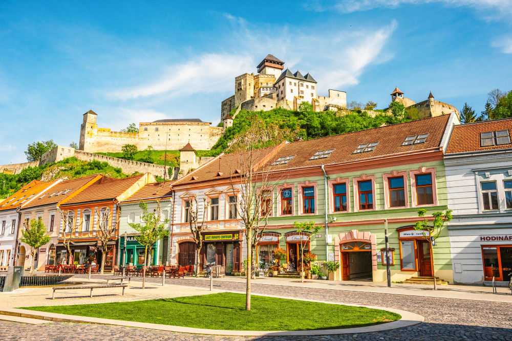 75898 Trenčín Castle and the Legend of the Well of Love – A Story of Devotion and Tragedy