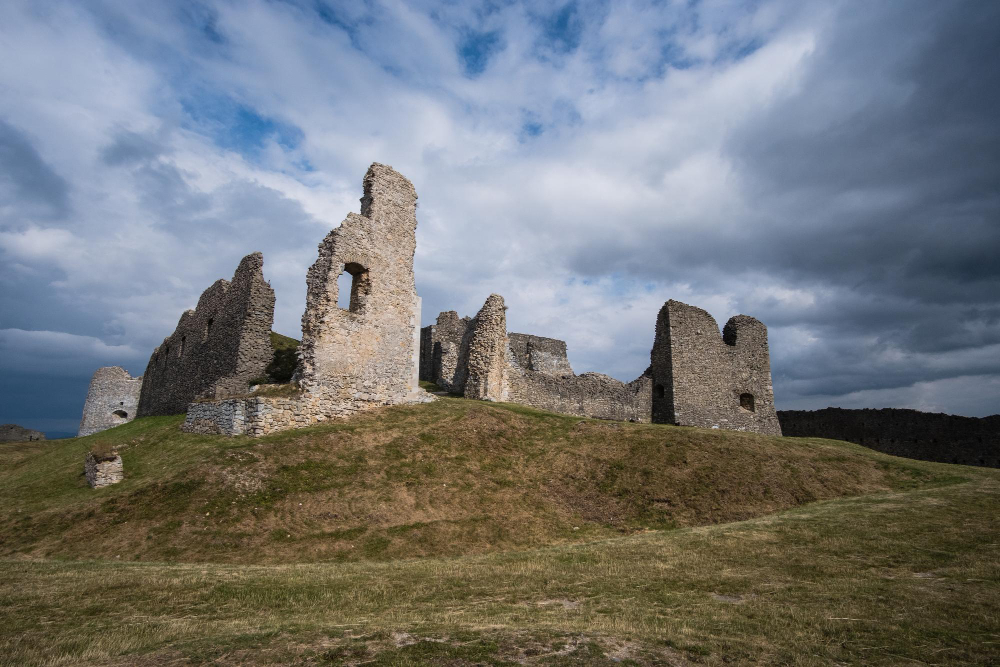 1002-4 The Hidden Powers of the Druids: Magic, Wisdom and Myth in the Celtic World