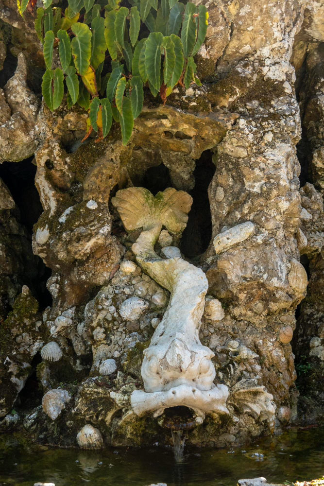 11566 Quinta da Regaleira: A mystical labyrinth full of secrets and legends in Sintra