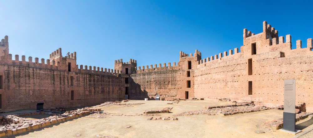 1268 The Mystery of the Burgalimar Cemetery: How Death and Life Preserved the Centuries-Old Castillo