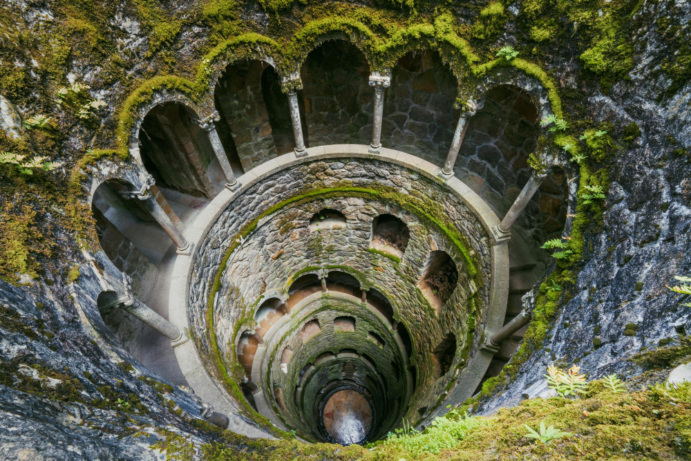 1312-1 Quinta da Regaleira: A mystical labyrinth full of secrets and legends in Sintra