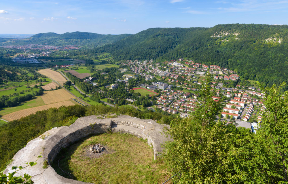 1325-1 The Fire Devil and the Lightning Strike: How a Natural Disaster Turned Hohenurach Castle from an Impregnable Stronghold into a Ruin