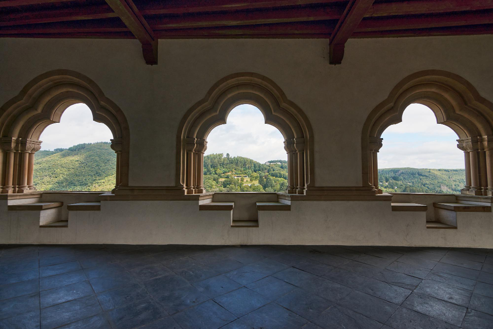 1330-1 The Maiden of Johannisberg: The Mysterious Legend in the Shadow of Vianden Castle