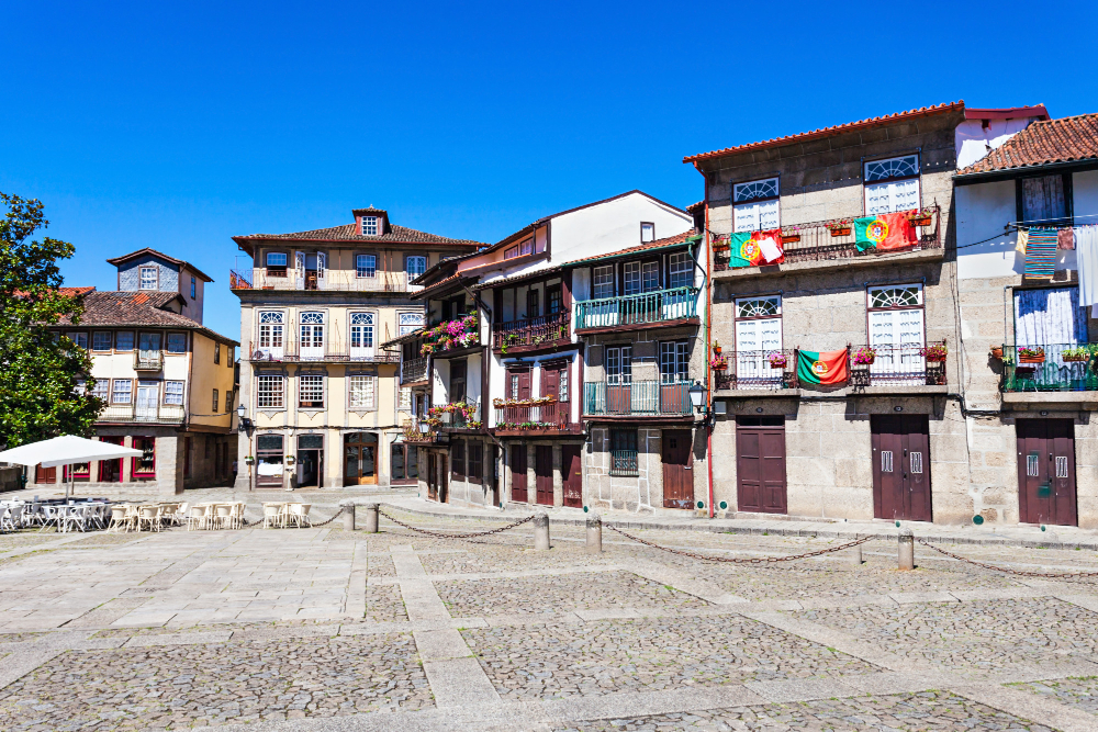 1463 The Legend of the Olive Tree of Guimarães: A Living Symbol of Portugal’s Birthplace