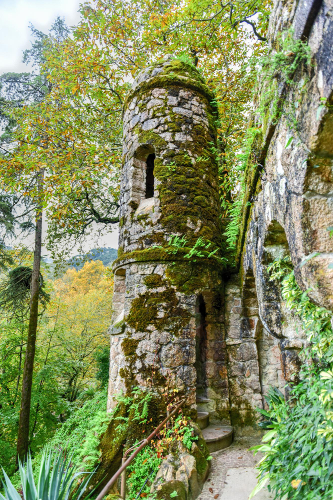 2923 Quinta da Regaleira: A mystical labyrinth full of secrets and legends in Sintra