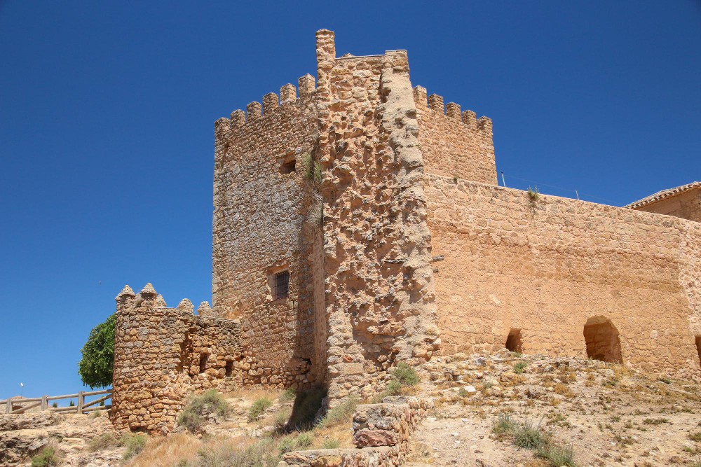 3310 The mysterious legend of the apparition of the Virgin of Peñarroya – A symbol of faith and unity